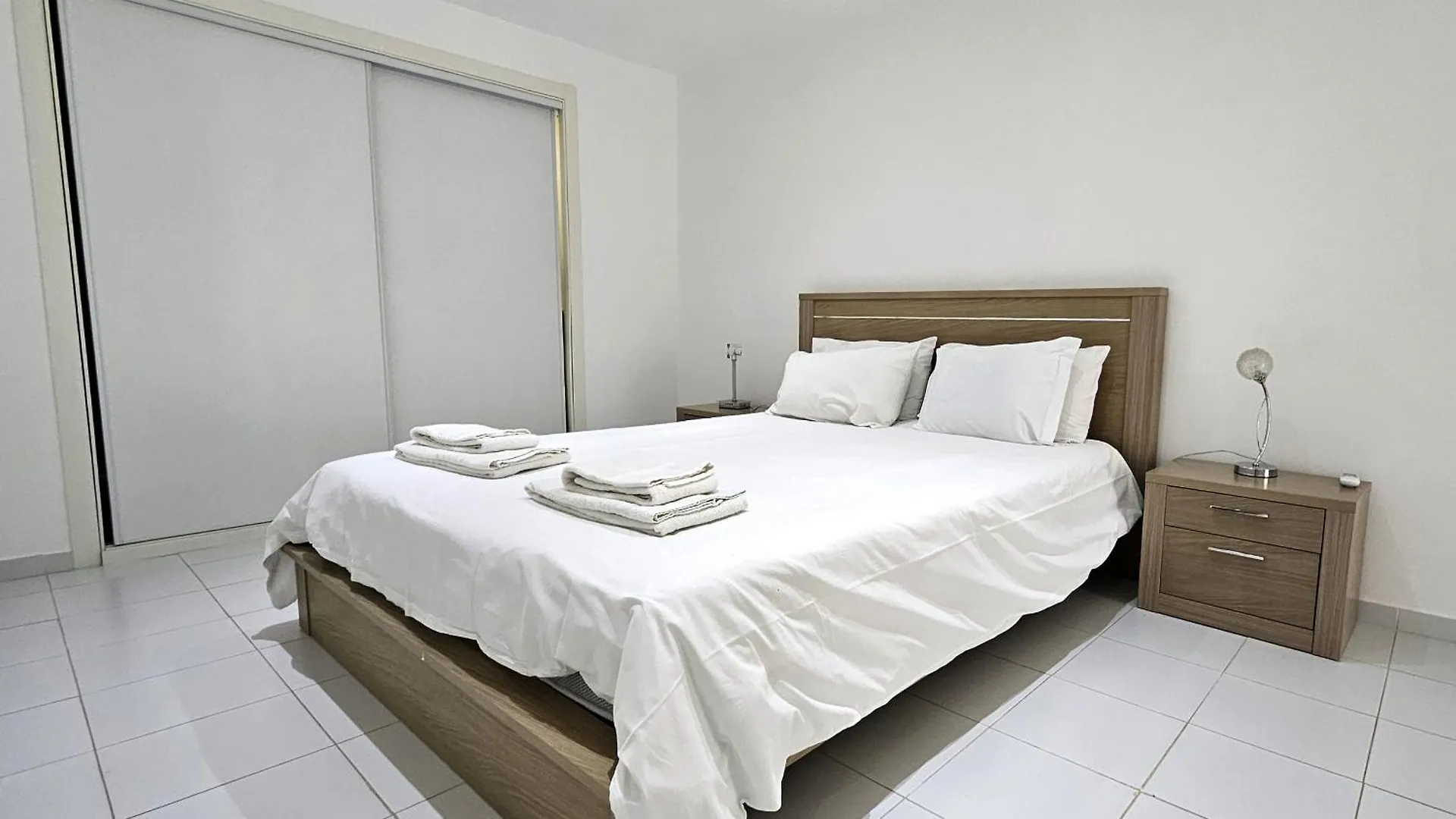Albufeira, Blue Wave Retreat 65 Apartment 0*, Albufeira